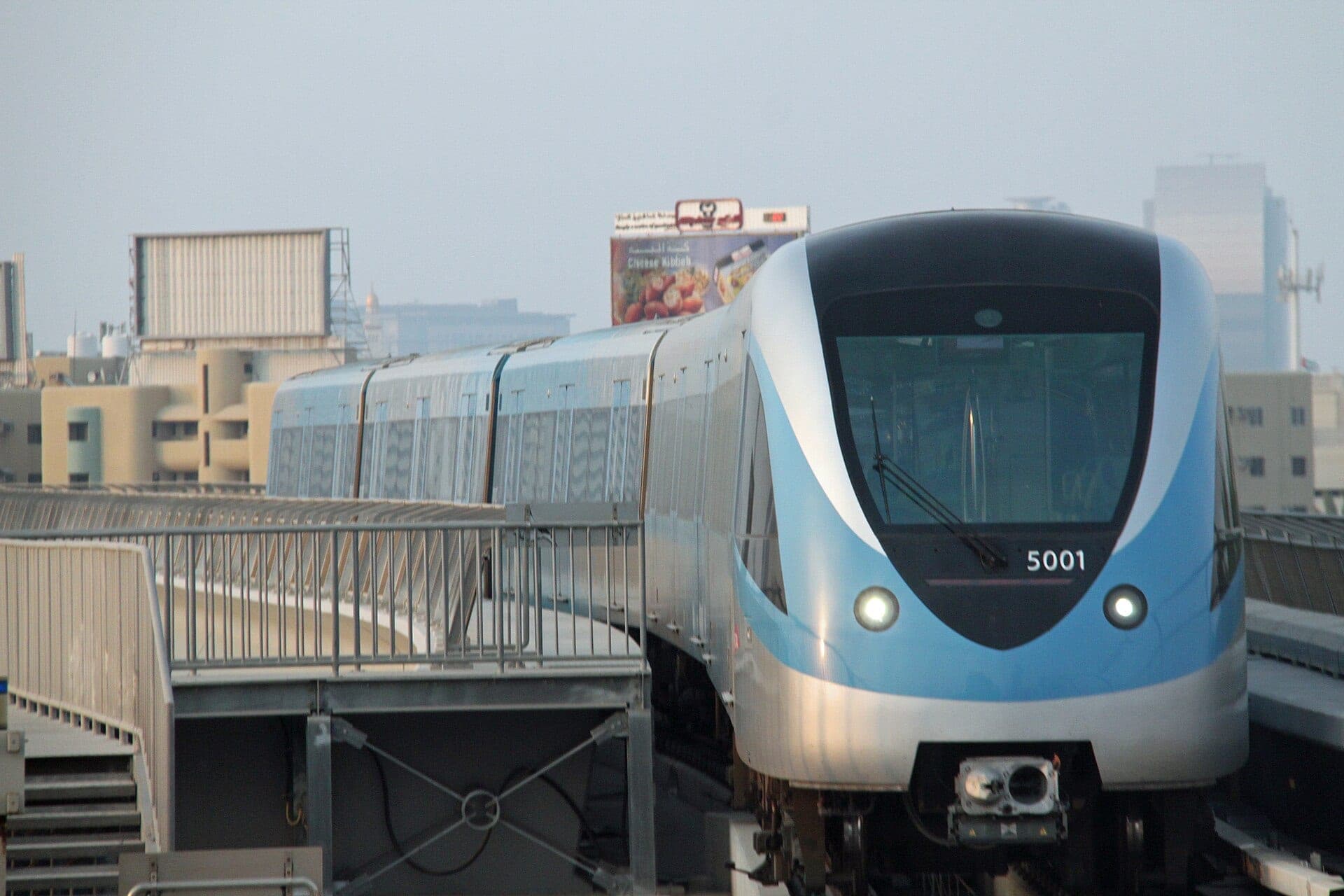 Метро Дубая